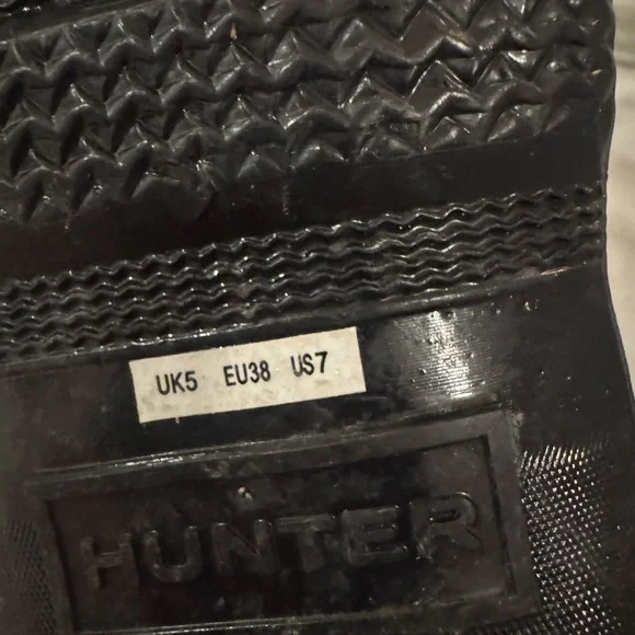 Hunter Black Rain Boots (Rare Wide Calf) - Picture 4 of 5